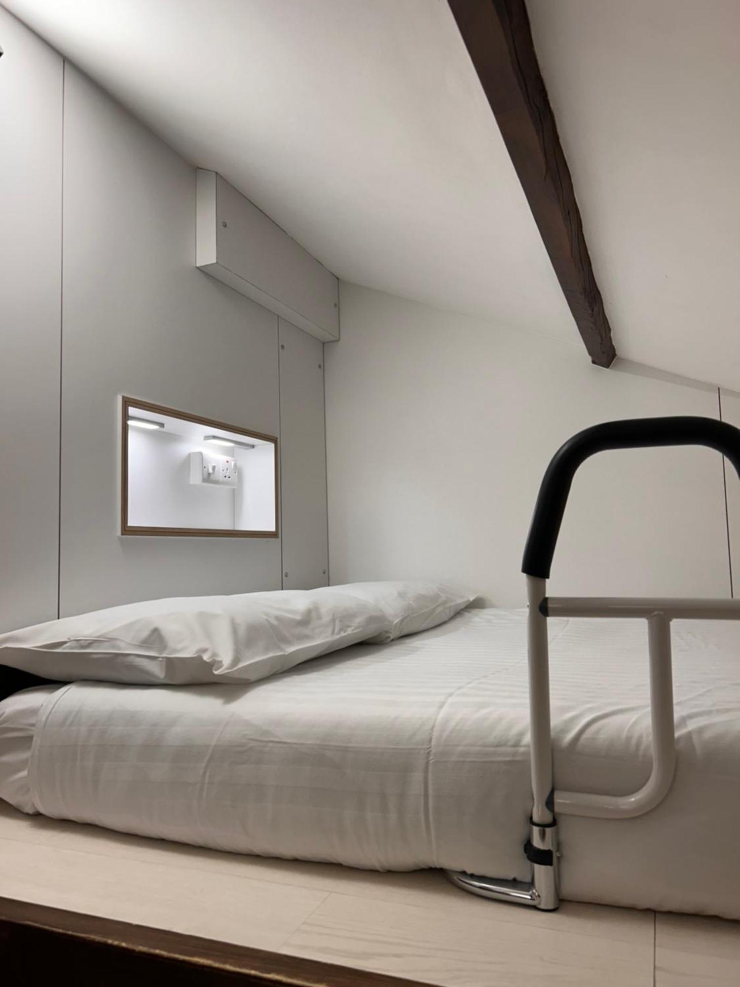 Hotel 24