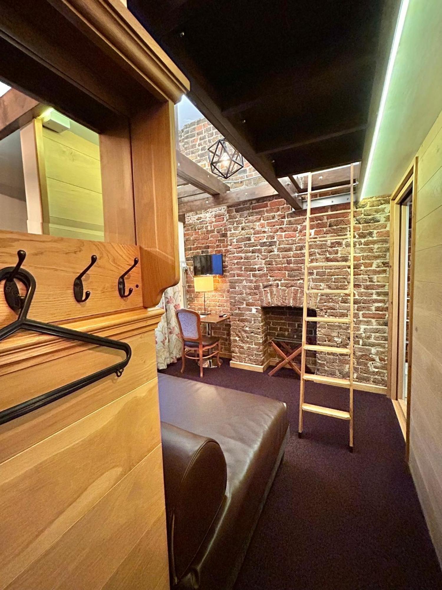 24 Hotel London